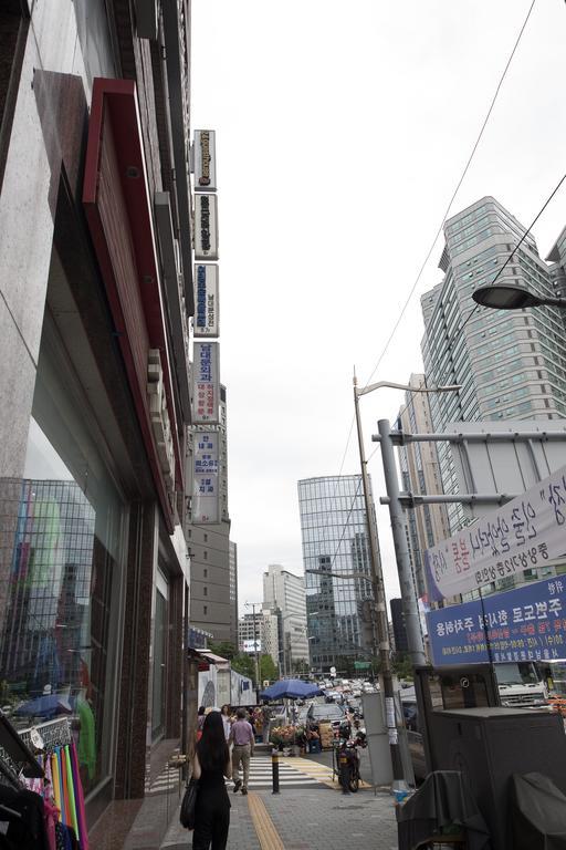 24 Guesthouse Myeongdong Town Seul Dış mekan fotoğraf